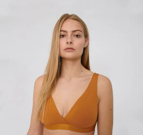 Organic Basics Organic Basics Bügelloser BH - Tencel Lite Basic Bralette, Ocher (orange), – Produktbild 1 von 4