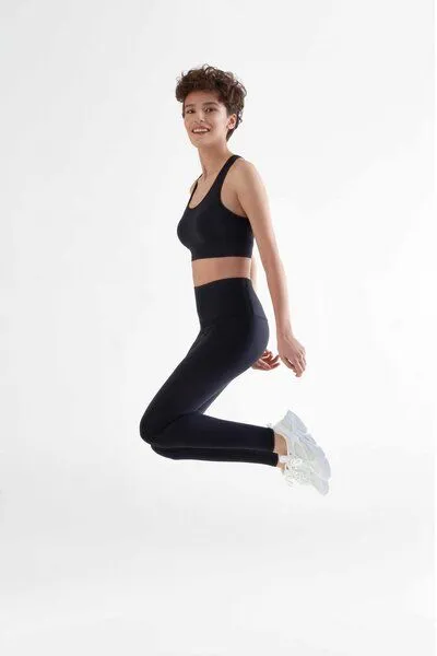 True North True North Damen Bustier aus recyceltem Polyester Yoga Sport BH T1200, Schwarz, – Produktbild 4 von 4
