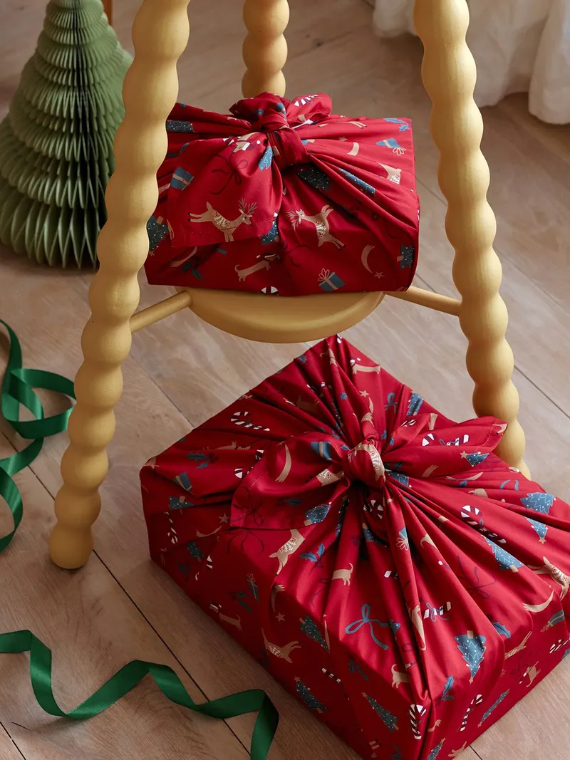 Vertbaudet 2er-Set Furoshiki-Geschenktücher mit Weihnachtsmotiv, Rot, – Produktbild 1 von 4