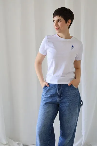 Kultgut Kultgut Artdesign - Biofair- Flauschiges Femin Shirt / Little Shark, Weiß, – Produktbild 2 von 4