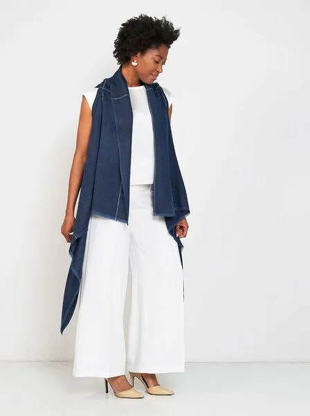 Fifth Origins Fifth Origins Damen Cape aus Bio-Wolle Infinity Lite, Blue(sapphire), – Produktbild 1 von 4