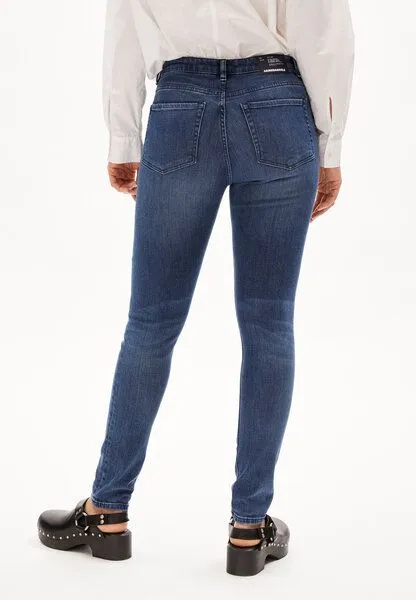 ARMEDANGELS ARMEDANGELS TILLAA - Damen Jeans Skinny Leg Mid Waist Bio-Baumwoll Mix X-Stretch, Stone wash, – Produktbild 2 von 5