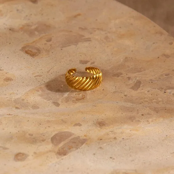 ELEKTROPULLI Größenvariabler Boho Line Ring ca. Ø 18 - 20mm von Elektropulli, Gold, – Produktbild 3 von 4