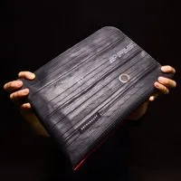 ARTHURKOPF ARTHURKOPF Laptoptasche aus Fahrradschlauch – Produktbild 1 von 1