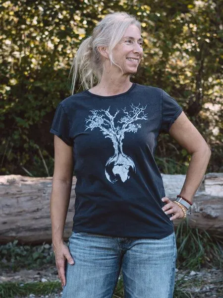 Life-Tree Life-Tree Organic Fairwear Shirt Women Washed Black Weltenbaum, Blau, – Produktbild 3 von 4