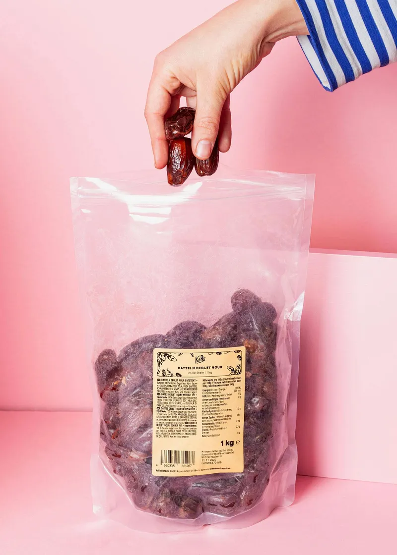 KoRo Deglet Nour Datteln ohne Stein 1 kg – Produktbild 5 von 5