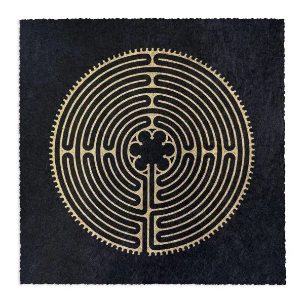 Veskor Cassiopeia Veskor Cassiopeia LABYRINTH VON CHARTRES der Kathedrale Notre-Dame Linoldruck | 22 × 22 cm | Gold auf Schwarz – Produktbild 1 von 4