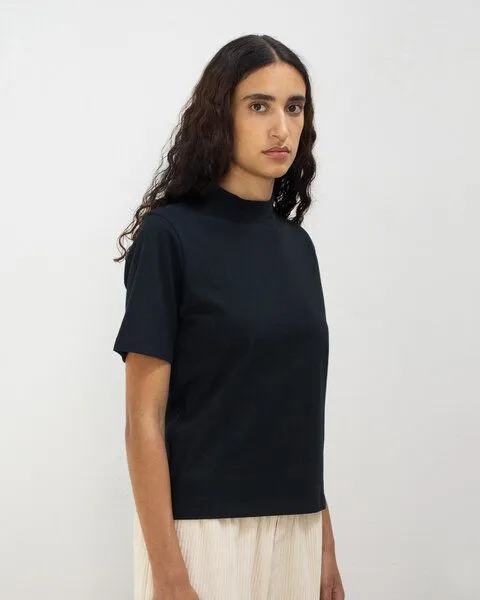 Rotholz Rotholz Basic T-Shirt mit breitem Kragen Bio Baumwolle, Schwarz, – Produktbild 4 von 8
