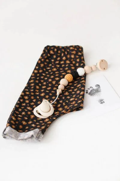 NoniKids Berlin Baby Jersey Hose *Leopard schwarz* Bio Baumwolle | NoniKids Berlin – Produktbild 3 von 3