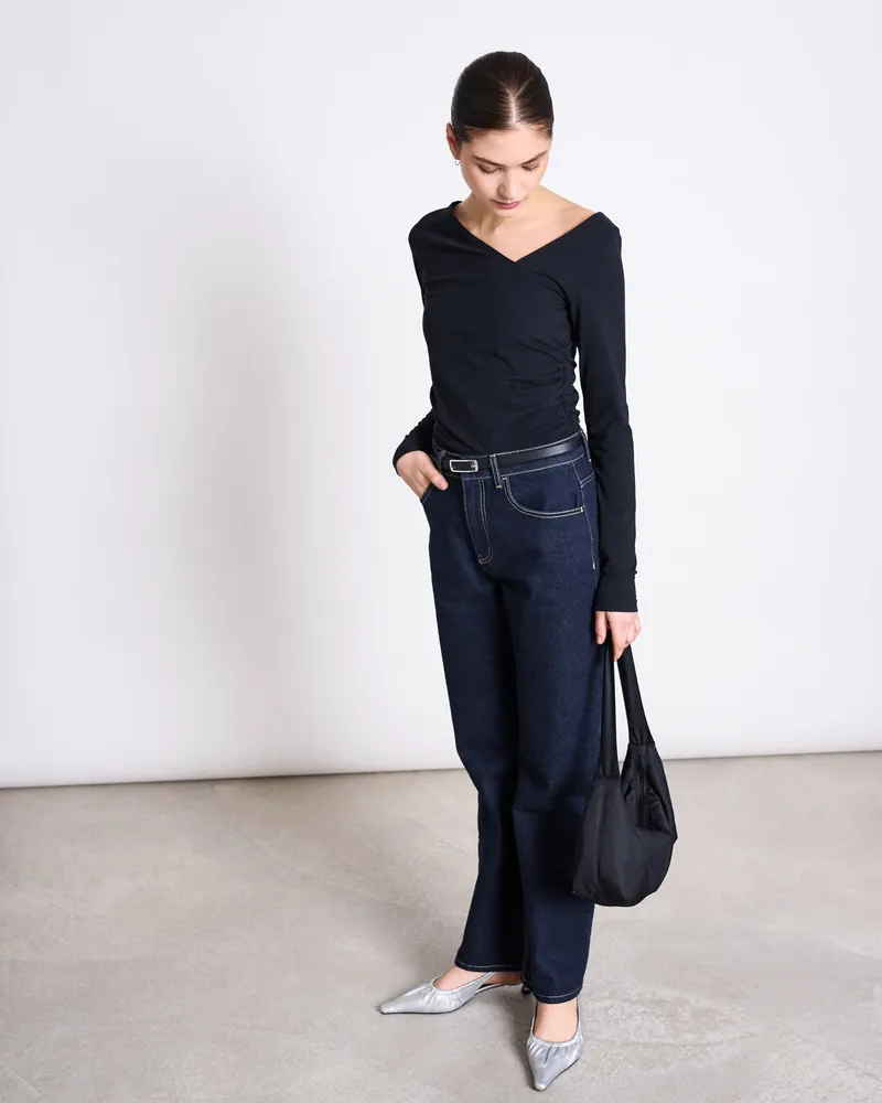 JAN N JUNE JAN 'N JUNE Damen vegan Longsleeve Asymmetrical Casma Schwarz, Schwarz, – Produktbild 1 von 2