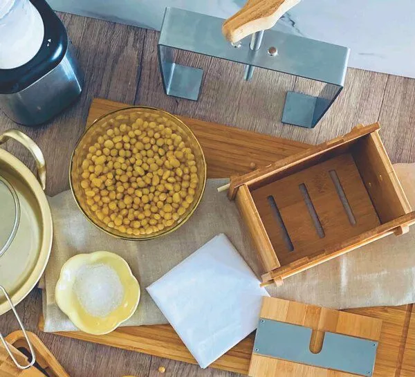 Susable Susable Lily Mate Tofu- und Käse-Rohmasse mit Tofu Tuch aus 100% Baumwolle – Produktbild 4 von 4