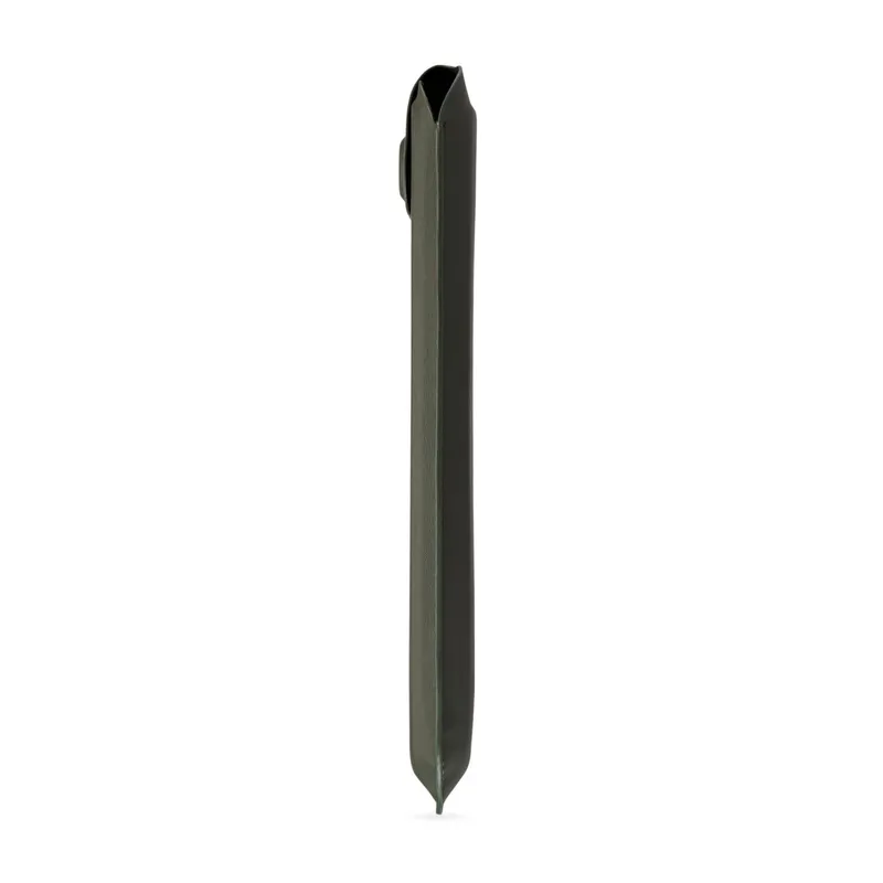 Pipetto Pipetto Ultra Slim Sleeve für MacBook 13"/14" Dunkelgrün Notebook bis 13" Notebook bis 14" – Produktbild 1 von 4