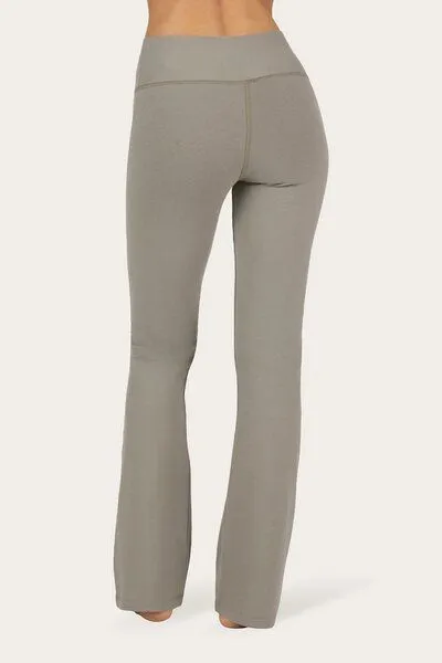 Urban Goddess Urban Goddess Flared Yogahose Anandafied, Smokey quartz (grau), – Produktbild 3 von 3