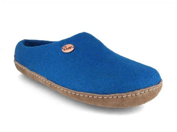WoolFit WoolFit Barfuß-Hausschuhe „Footprint“ hand-gefilzt, extra weich & flexibel, Blau, – Produktbild 1 von 4