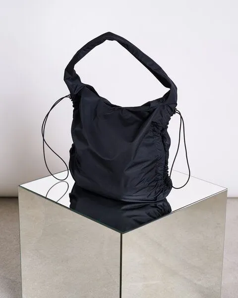 JAN N JUNE JAN N JUNE DRAWSTRING SHOPPER LYNE, Schwarz, – Produktbild 1 von 2