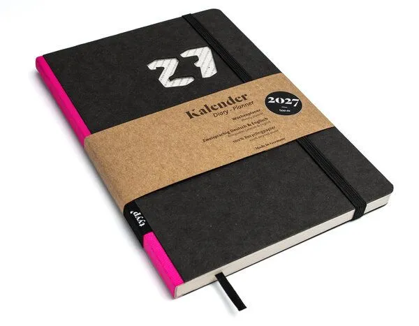 tyyp tyyp Taschenkalender 2027 schwarz – achtsam planen auf Recyclingpapier – A5, vegan & handgefertigt, Pink, – Produktbild 1 von 4