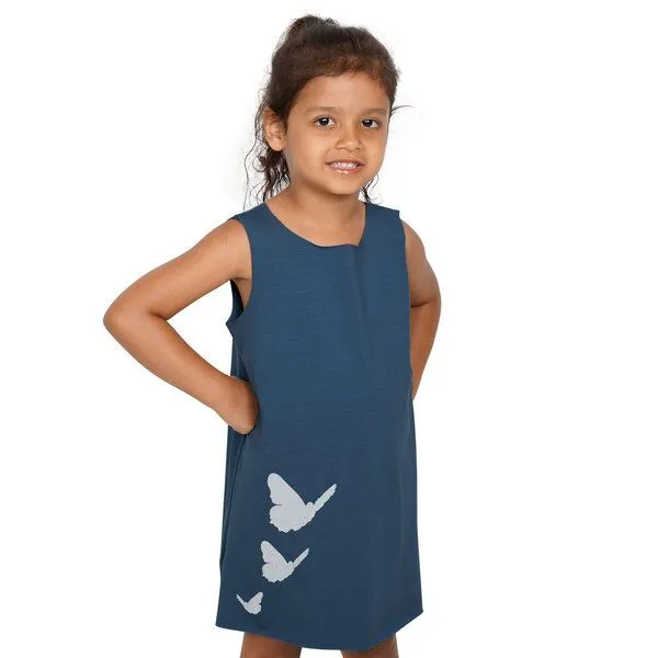HANDGEDRUCKT HANDGEDRUCKT "Schmetterlinge" Kleid, Jeansblau, – Produktbild 1 von 3
