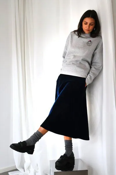 Kultgut Kultgut Artdesign- Kuscheliger Sweatpullover / Une Baguette, Grau, – Produktbild 3 von 4