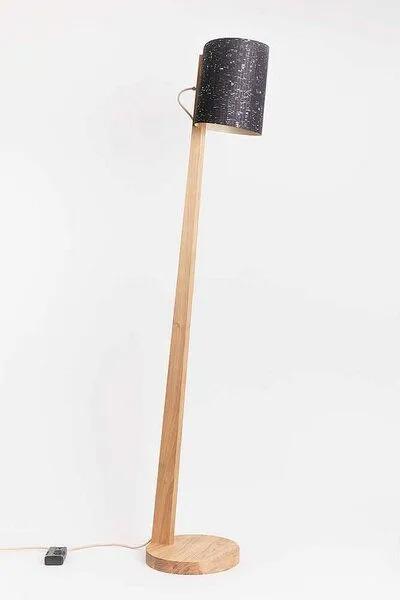 ALMUT von Wildheim ALMUT von Wildheim Dimmbare Stehleuchte aus Eiche Lampenschirm aus Naturmaterialien, Kork (schwarz/silber), – Produktbild 1 von 4