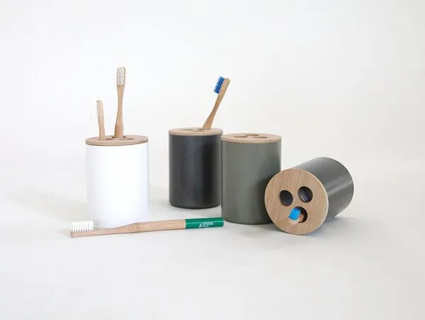 werkvoll by Lena Peter werkvoll by Lena Peter Recycling Feuerlöscher Zahnbürstenhalter FIRE, Red, – Produktbild 3 von 6