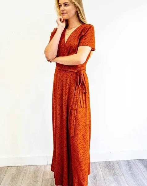 Aatise Aatise Festliches Wickelkleid aus 100% Ecovero Zady, kurzarm, Schwarz, – Produktbild 2 von 4