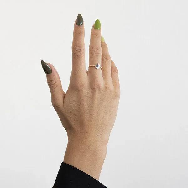 Eppi Eppi Ring mit einem Salt and Pepper Diamanten in Emerald-Form Christy, Weiss, – Produktbild 3 von 3