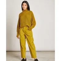 JAN N JUNE JAN N JUNE Mom Pants HEDDA aus Bio-Baumwoll-Kord, Dark ivory (beige), – Produktbild 1 von 1