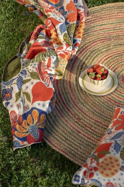 Tranquillo Tranquillo Strickdecke Flower, Bunt, – Produktbild 4 von 5