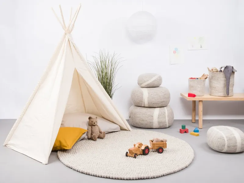 myfelt myfelt Wollteppich Béla Filzkugelteppich rund, rund, 100% reine Schurwolle, in verschiedenen Größen erhältlich, Beige, – Produktbild 5 von 5