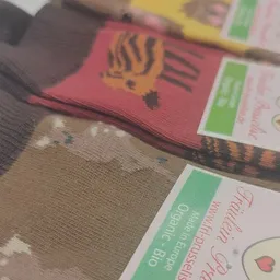 Fräulein Prusselise Fräulein Prusselise 3er spezial Socken Pack Waldtiere, Rehkitz, Frischlinge, Igel, bunt – Produktbild 1 von 1