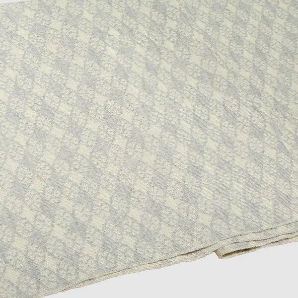 LANARTO slow fashion LANARTO slow fashion Schal Muster 'Blütenkaro' zweifarbig gestrickt aus mulesingfreier Merinowolle, Weiß, – Produktbild 1 von 3