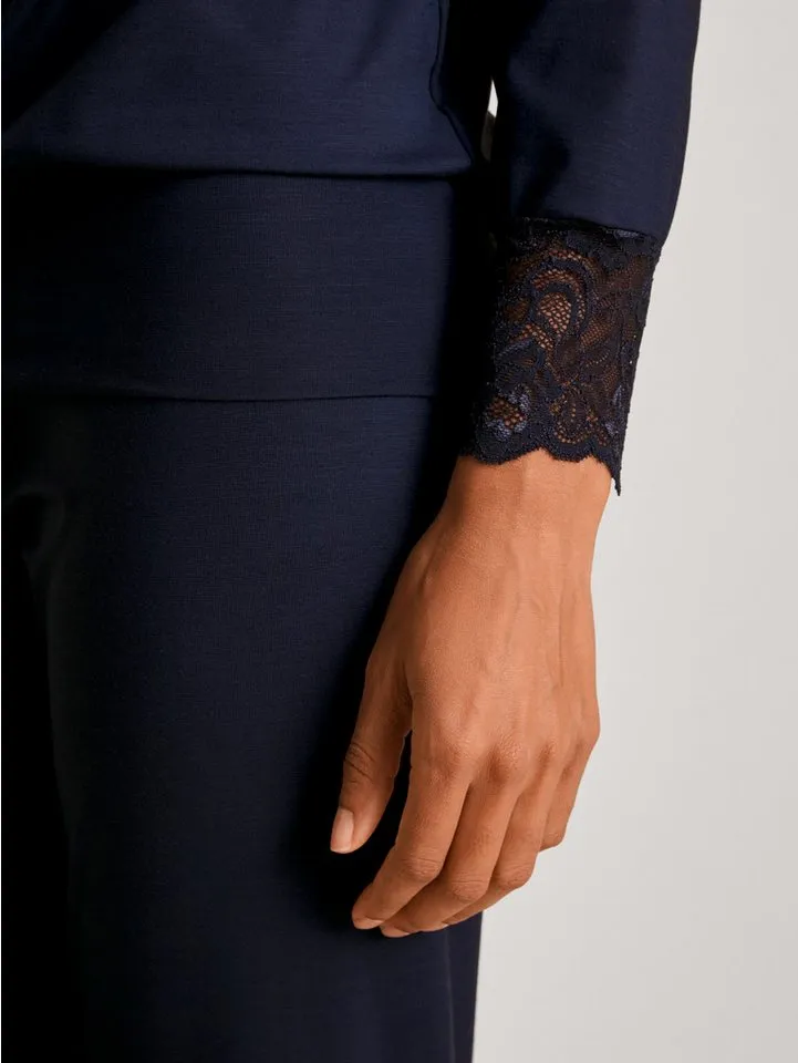 CALIDA CALIDA Pyjama Elegant Dreams Damen (2 tlg) seidig weich, elastisch mit Spitze, Blau, – Produktbild 5 von 5
