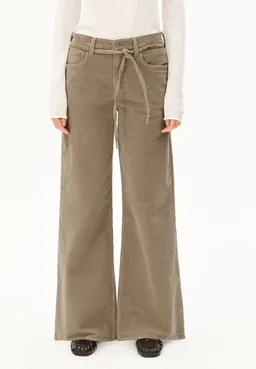 ARMEDANGELS ARMEDANGELS ASTRAEAAS CORDUROY Damen Cordhose aus Bio-Baumwoll Mix – Produktbild 1 von 1
