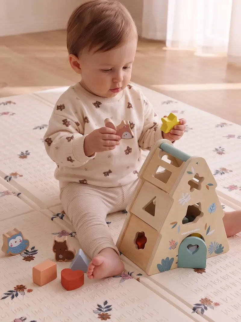 Vertbaudet Vertbaudet Baby Steckspiel Baum aus FSC® Holz, Braun, – Produktbild 1 von 4