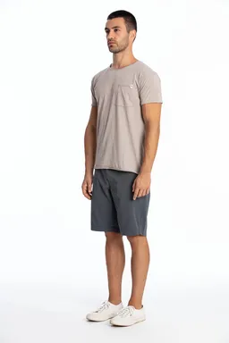 RAVENS VIEW IBIZA RAVENS VIEW IBIZA Herren vegan T-Shirt Rundhalsausschnitt Wild Pocket Stone Grey – Produktbild 1 von 1