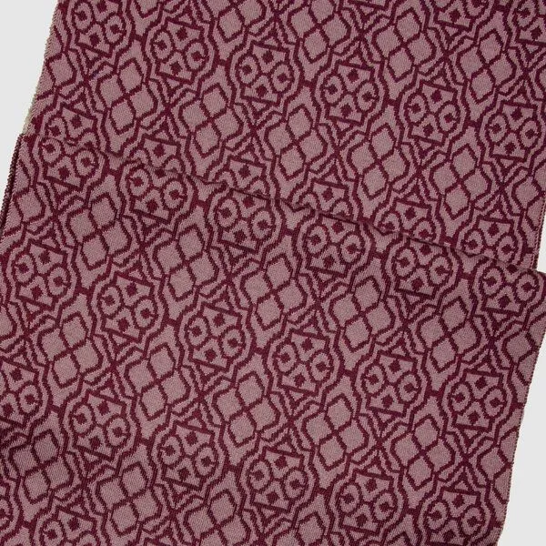 LANARTO slow fashion LANARTO slow fashion Schal Muster 'Netz' zweifarbig gestrickt aus mulesingfreier Merinowolle, Rot (burgund), – Produktbild 2 von 3