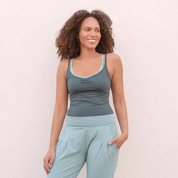 Jaya Jaya SOFIA 2 FARBIG - Damen - Top für Yoga und Freizeit aus Biobaumwolle, Forest/aqua, – Produktbild 1 von 4