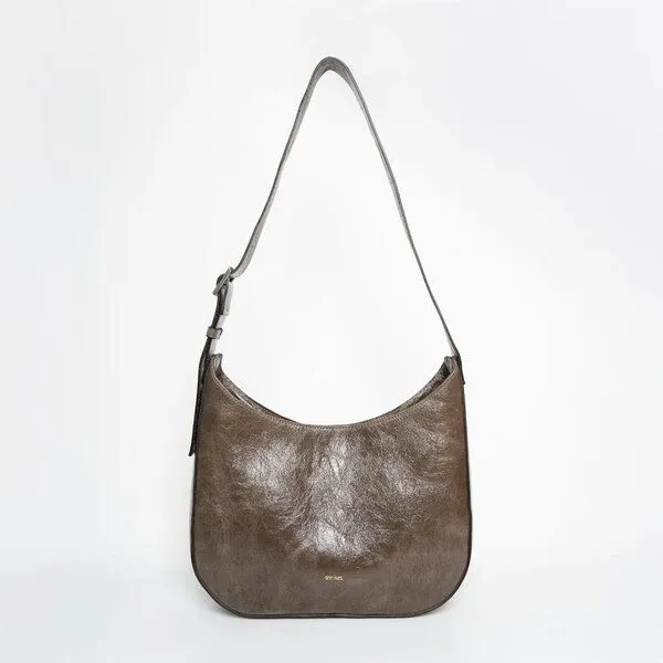 ann kurz ann kurz Versatile Hobo – Hobo-Tasche aus Leder, Patent fango, – Produktbild 1 von 3
